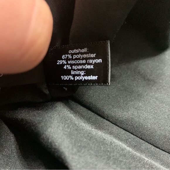 The Limited Black Collection Pleated Skater Style Skirt Size 0 - Picture 5 of 6